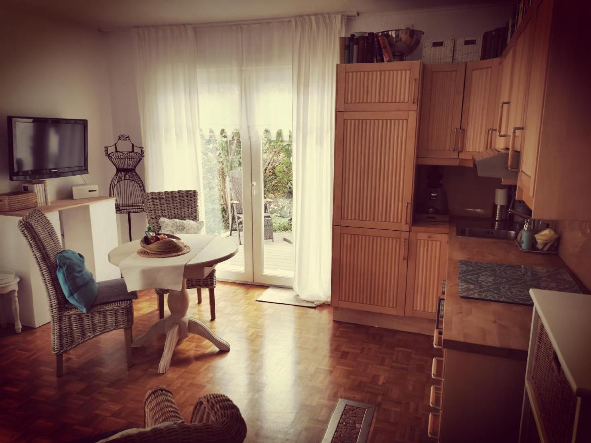 "Maison Blanche" - Das Gemuetliche Garten-Apartment Zwischen Koeln Und Duesseldorf Гревенброх Екстериор снимка